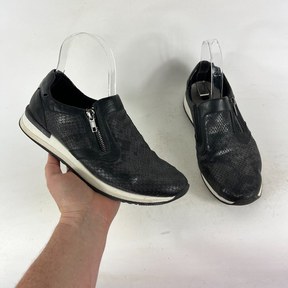Remote Soft Loafers Women's 8.5 Black Leather Low Top Round Toe Comfort Shoes